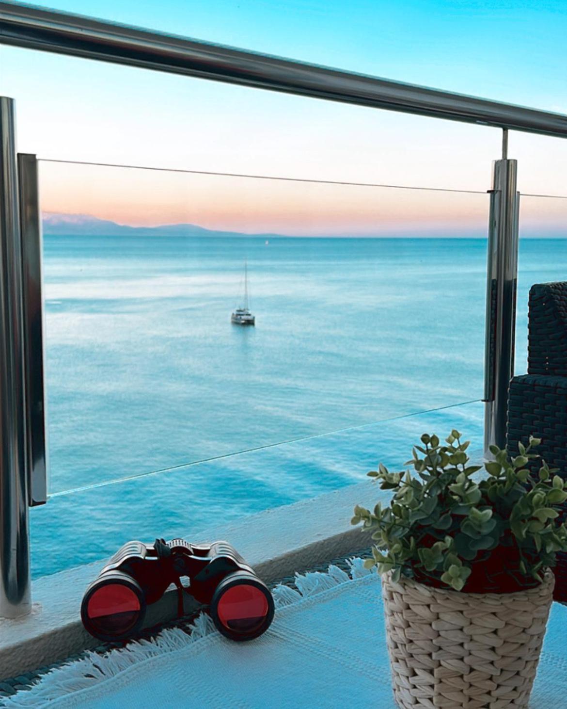 Apartament Amazing Frontline Sea Views Castillo Del Vigia *